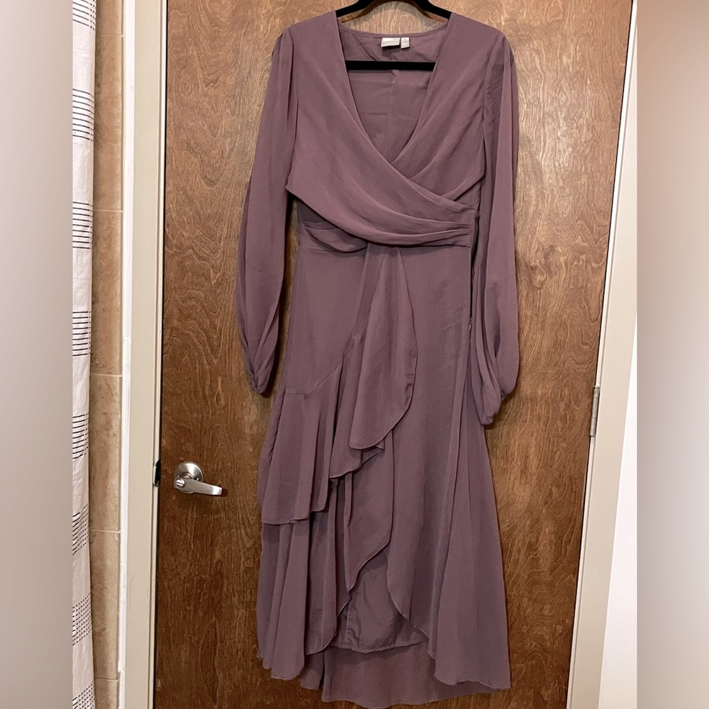 Beautiful long sleeve mauve dress